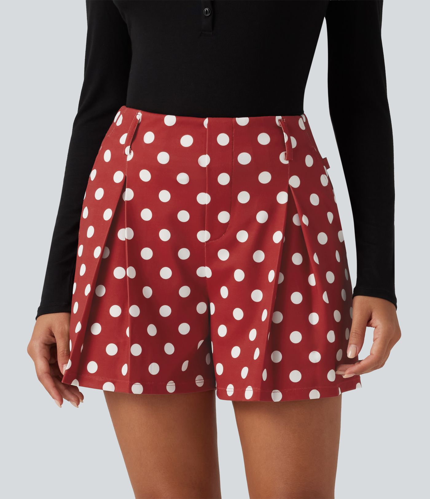 Short large 10 cm taille mi-haute à pois avec poches