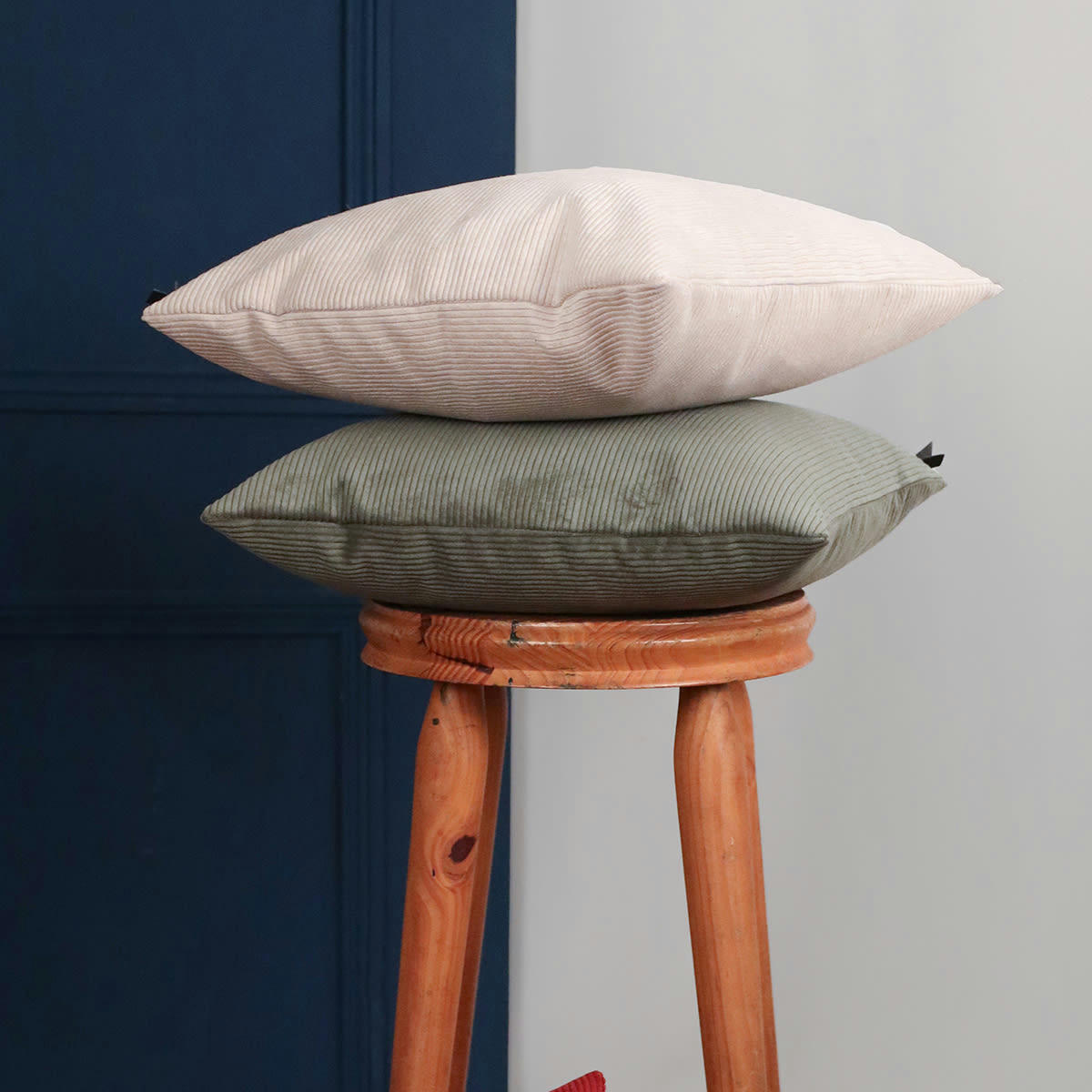 KORDA - Housse de coussin carrée Noir 40x40cm