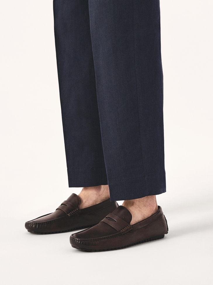 Brown moccasins with fine sole