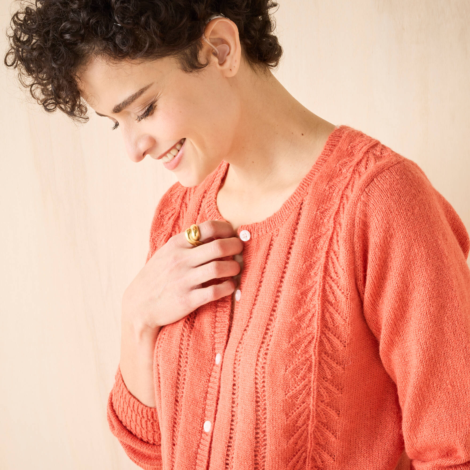 Gilet boutonné col rond, maille fantaisie