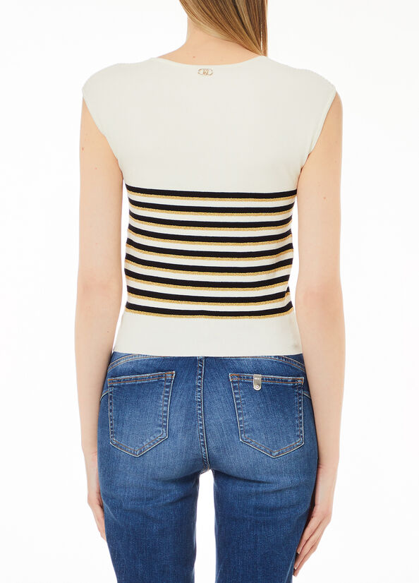 Top a righe in maglia