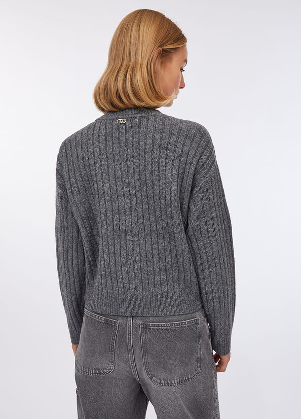 Cardigan in lana con bottoni gioiello