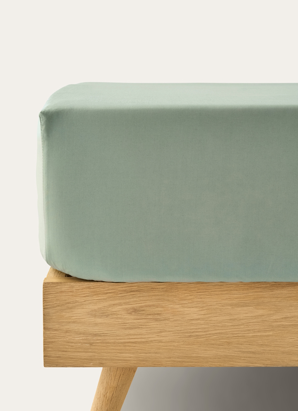 DRAP HOUSSE UNI EN PERCALE DE COTON VERT DE GRIS