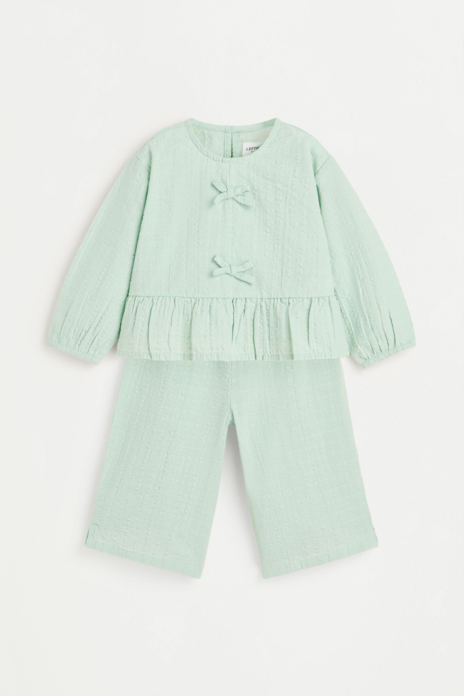 Set blusa y pantalón lazos