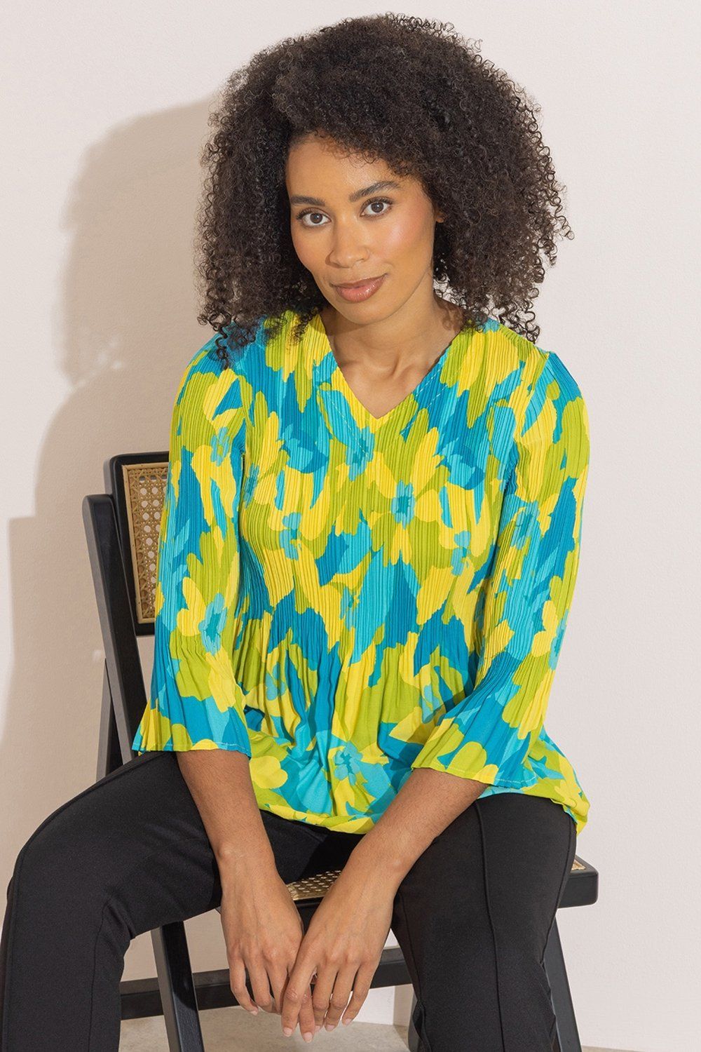 Klass. Floral Print Pleated Top