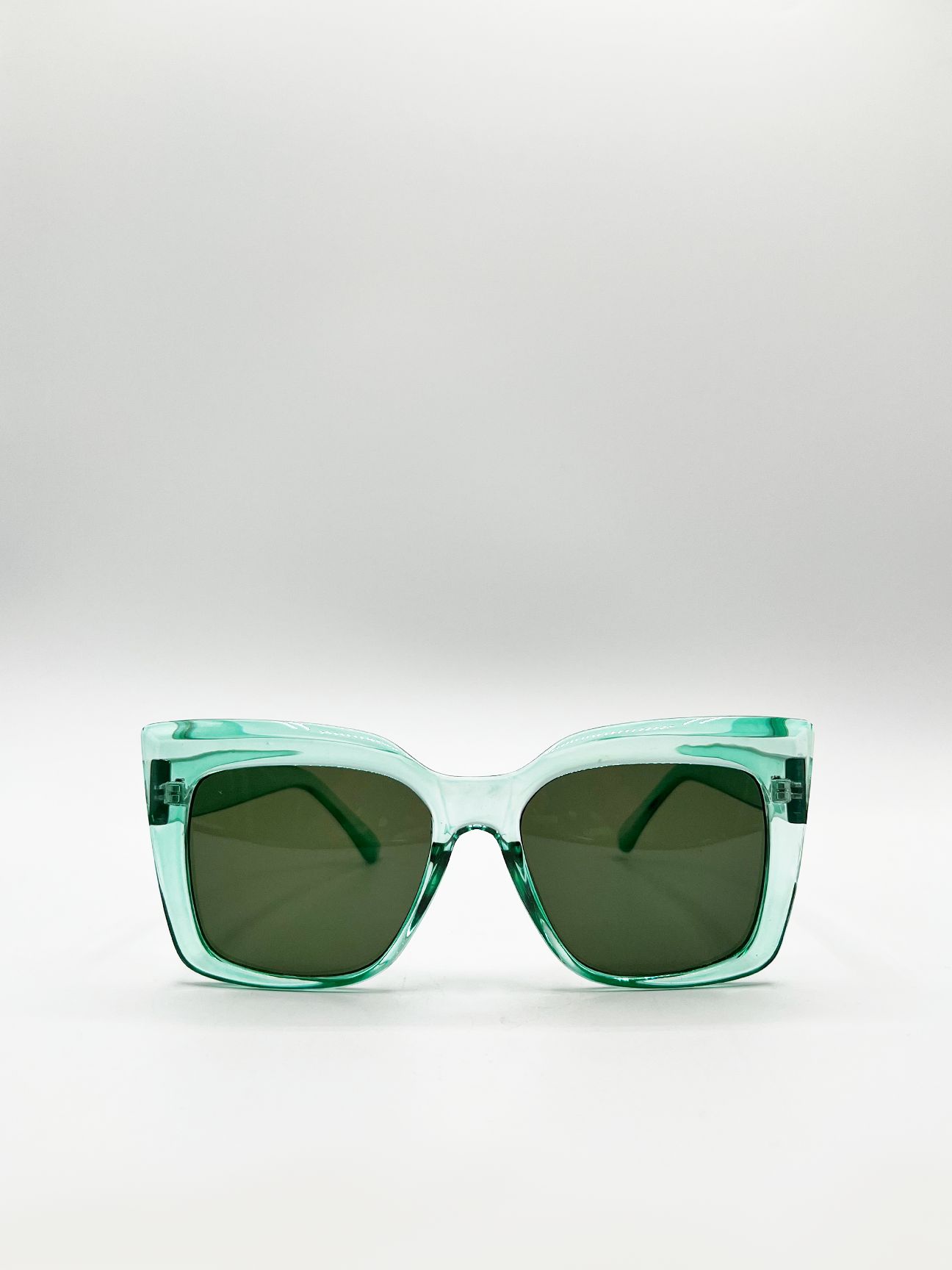 SVNX Clear Plastic Frame Cat Eye Style Sunglasses