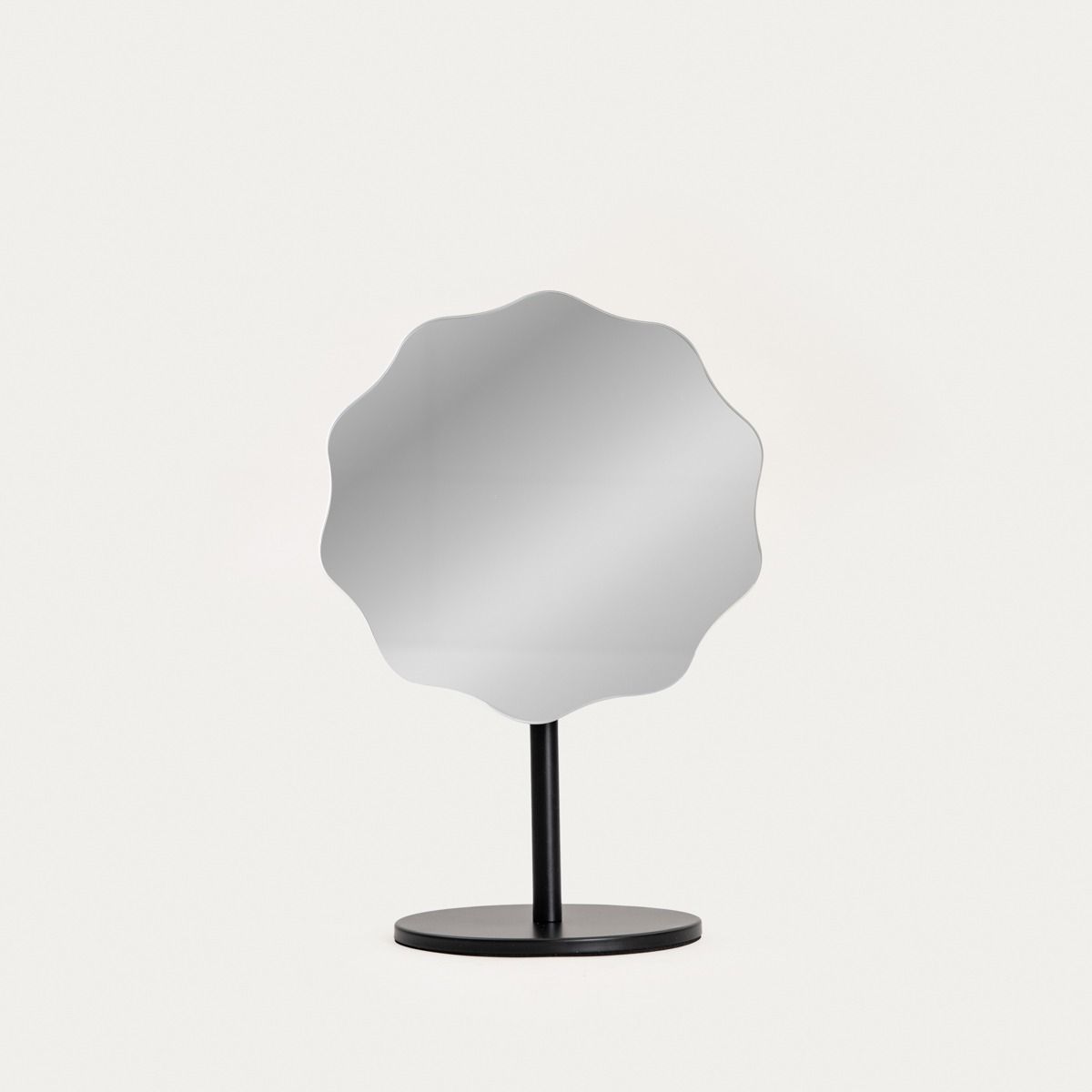 Lusterko SCALLOP czarne 20 cm