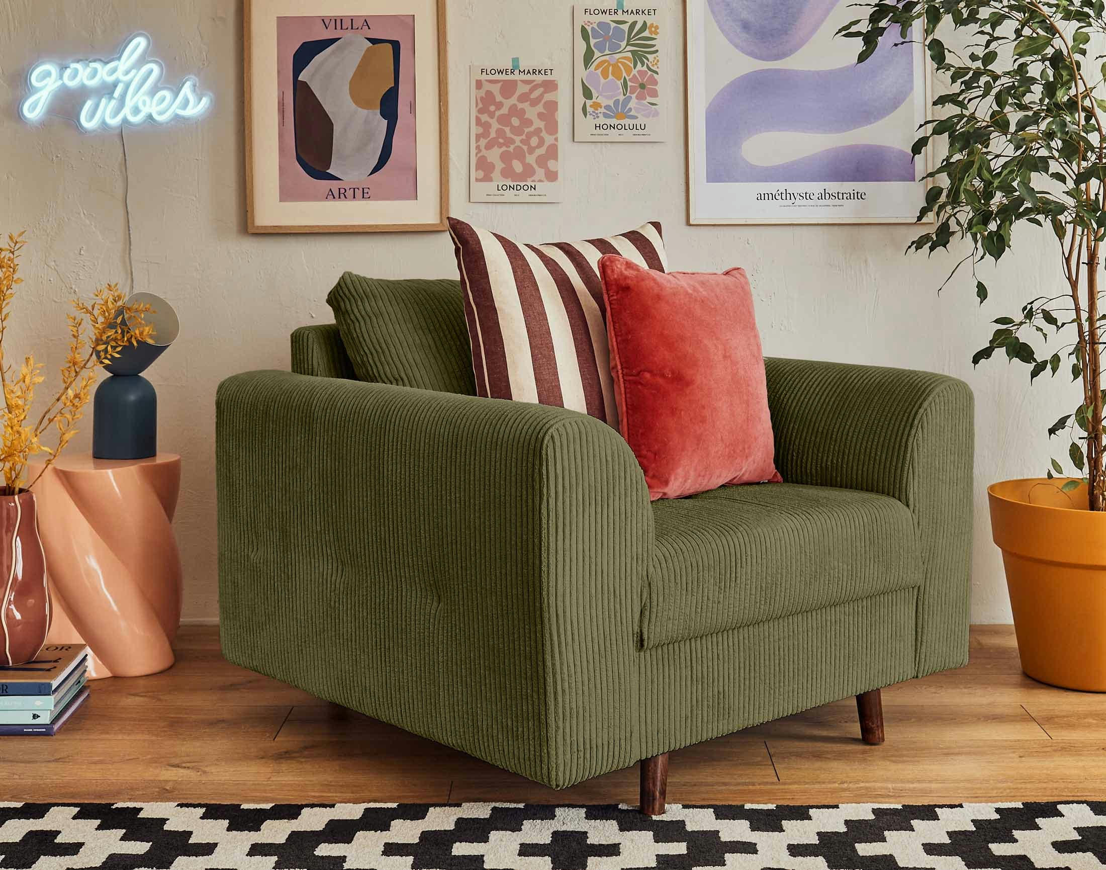 RUNE - Fauteuil en velours côtelé vert