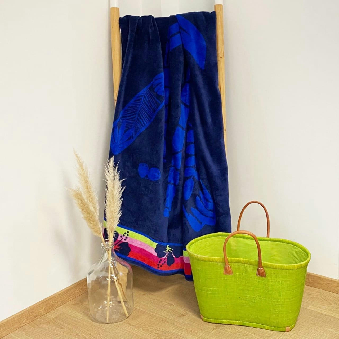 PLAGE - Serviette de plage éponge velours Jacquard Vegas marine 140x180