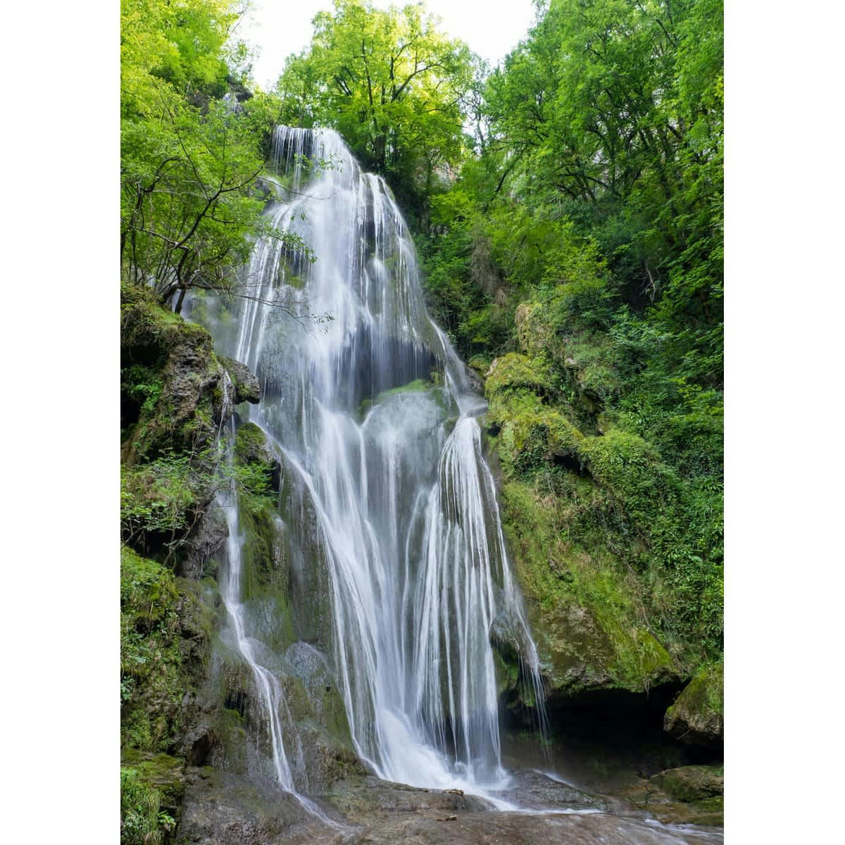 CASCADE - Tableau sur toile Autoire 65x97 cm