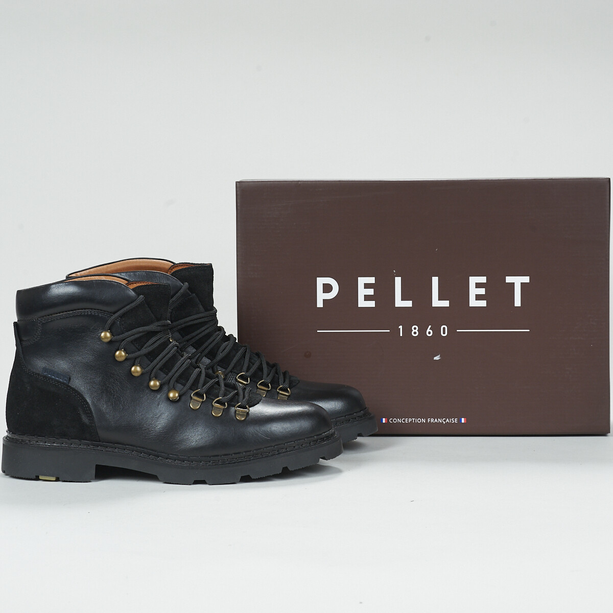 Pellet - MACEO - Pull / Cup / Black / Crust / Velvet / Black