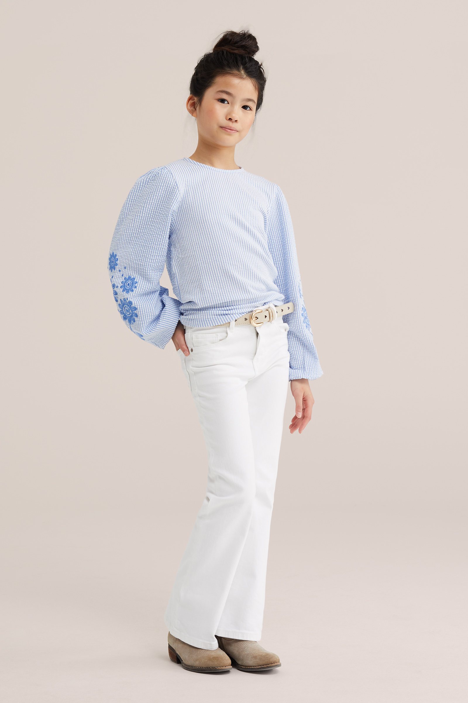 Meisjes seersucker blouse met embroideries