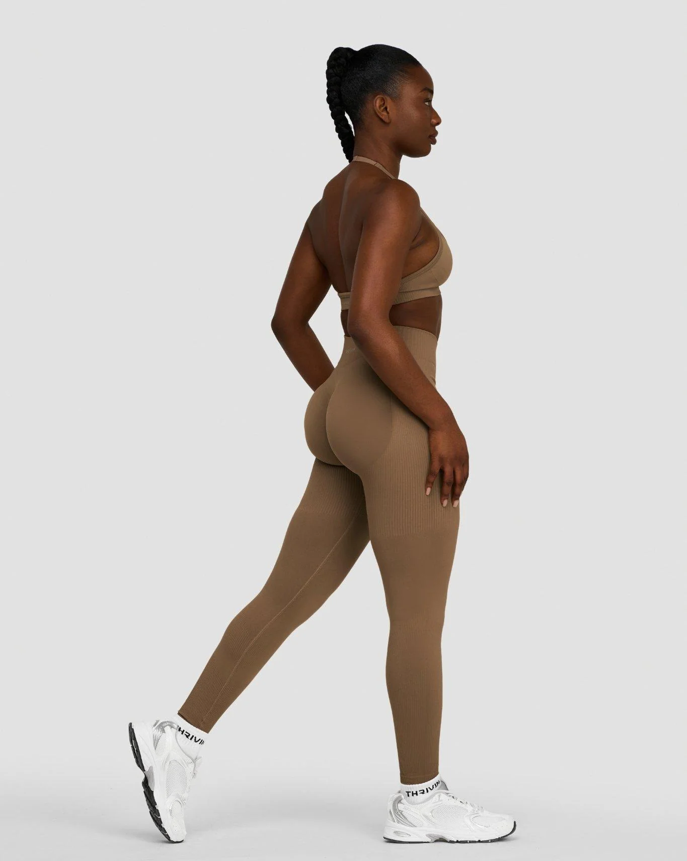 Elevate™ Sculpting Mid Waist Scrunch Leggings | Toffee