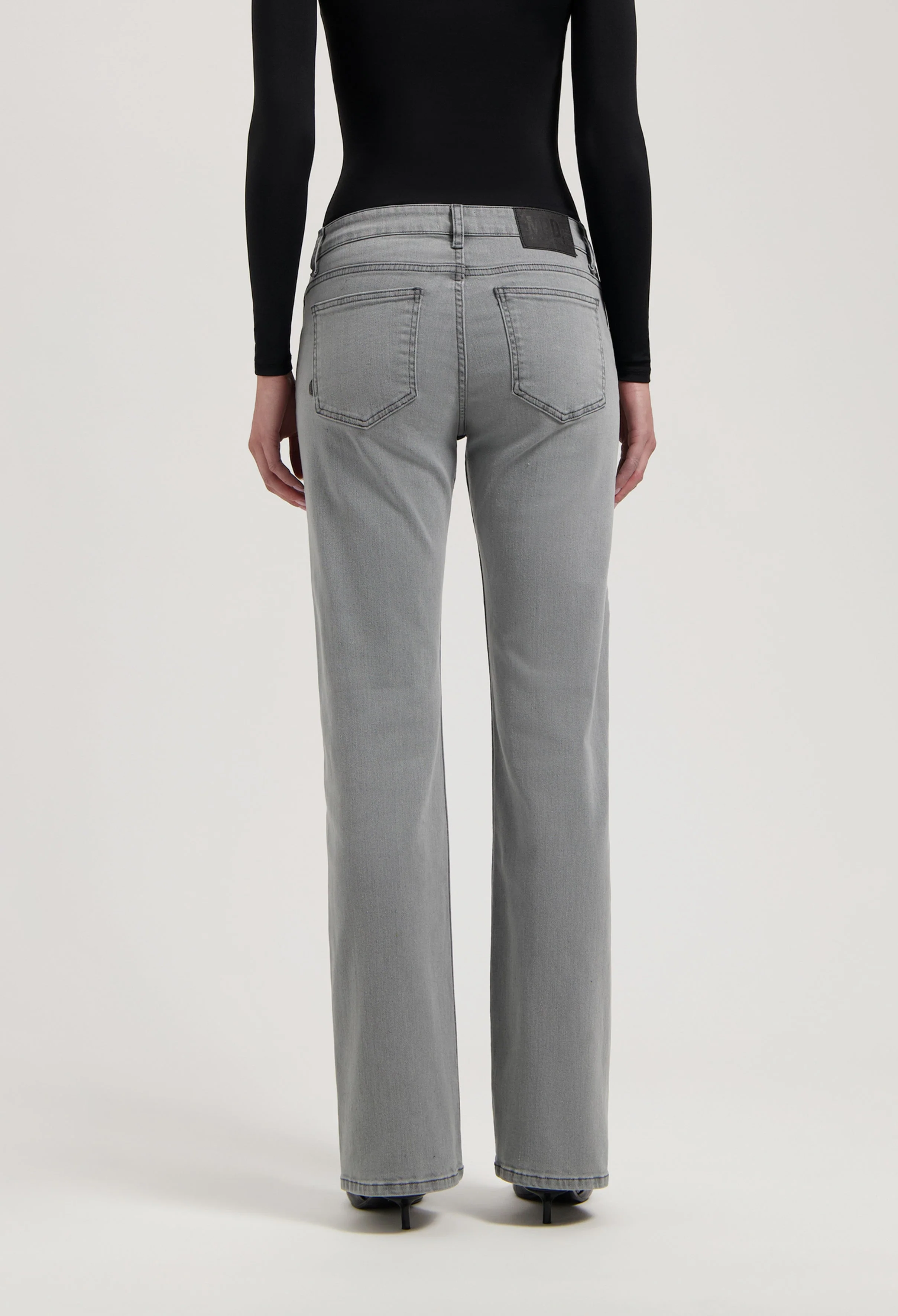 Carry Mid Straight - Light Grey