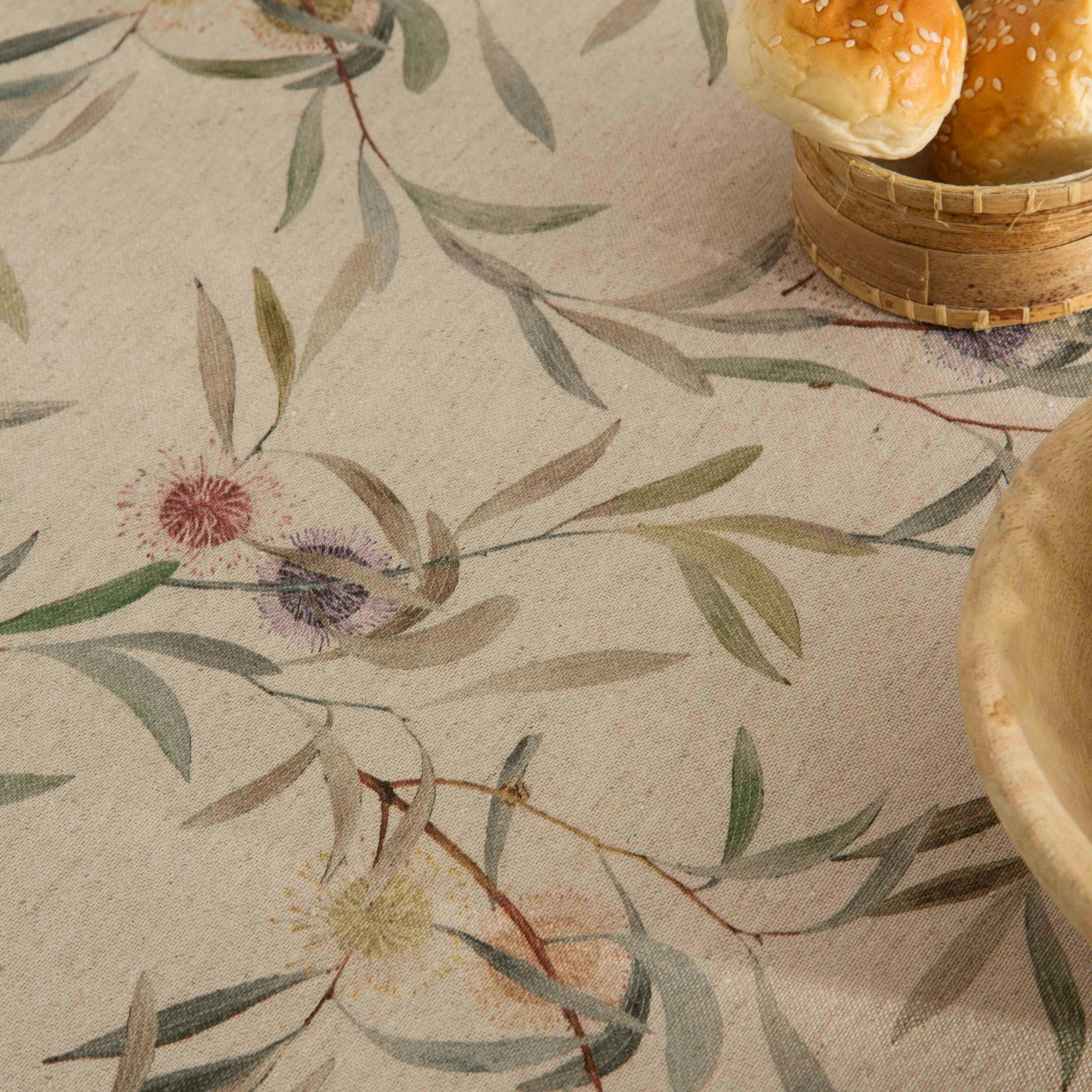 DAFINA - Nappe en lin taupe imprimée avec traitement anti-taches 140x240 cm