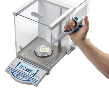ACCURIS™ ANALYTICAL BALANCE, 210 X 0.0001 GRAMS