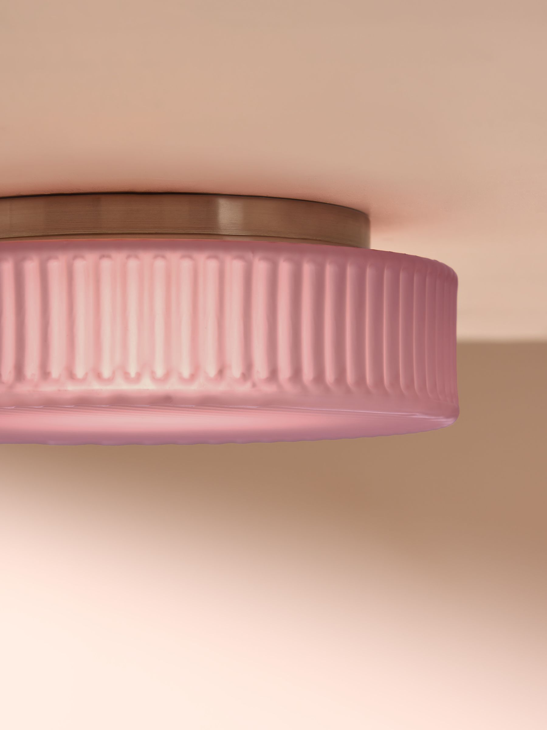 Alma Flush Light in Pink