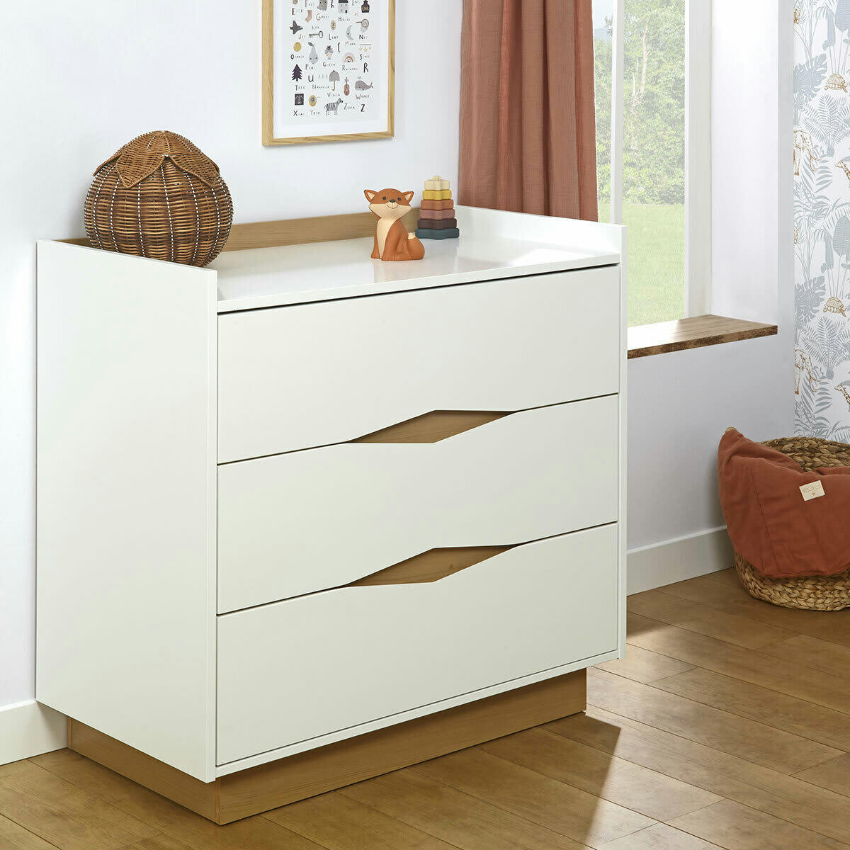 NAIS - Commode effet bois blanc et bois