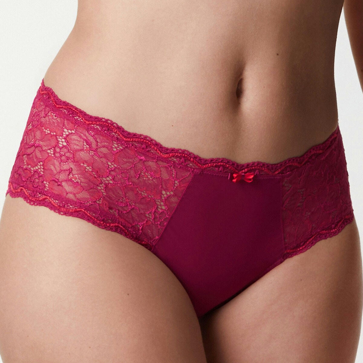 Boxer Luccia Must