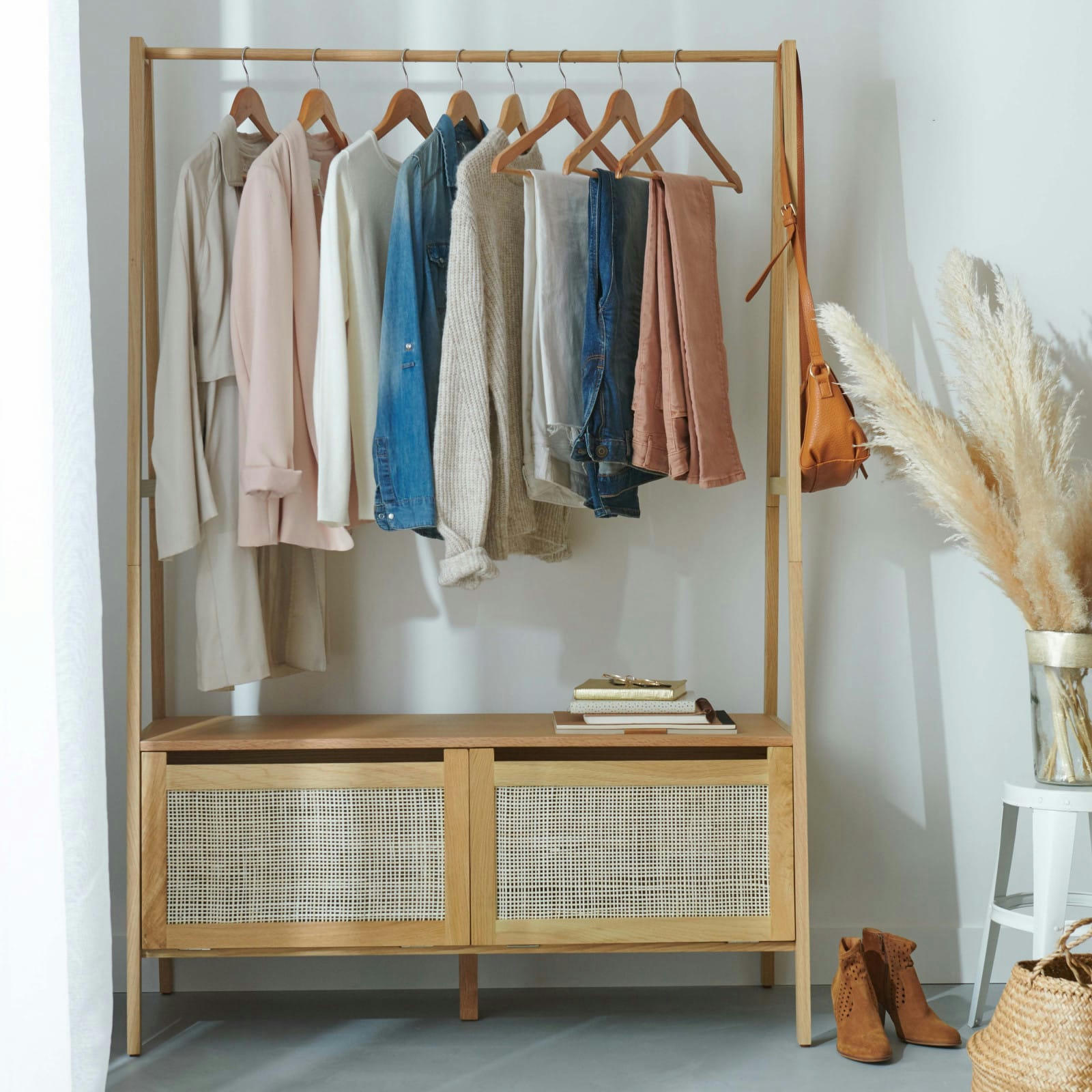 ARKA - Portant vêtements bois et cannage de rotin L110 x H165 cm  Chêne