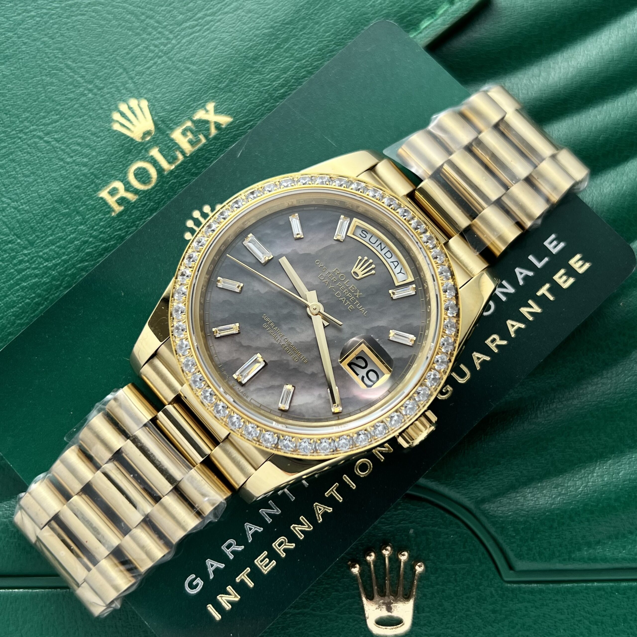 Rolex Day-Date YG Plated Dark MOP Dial CZ Diamonds 40mm AAA Replica