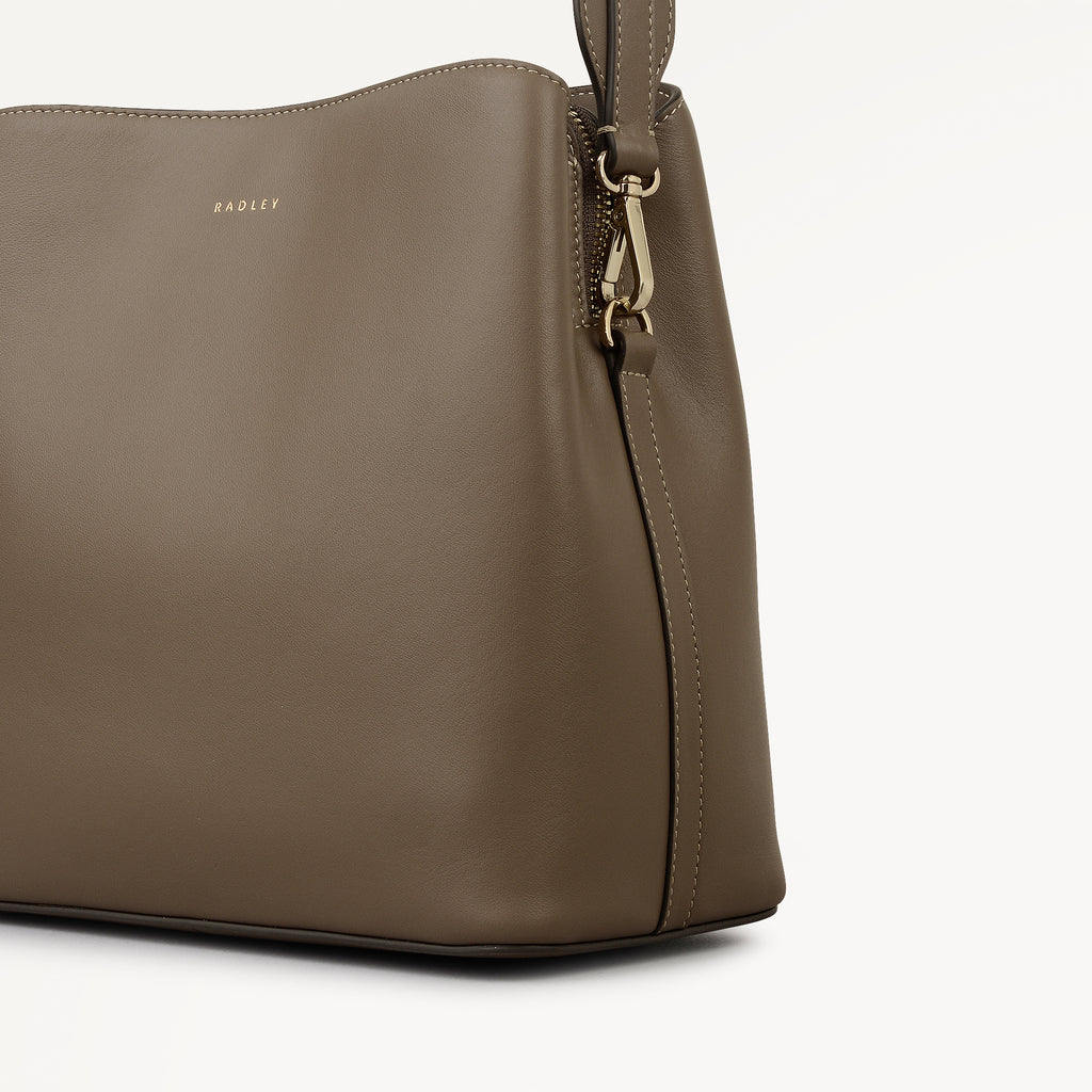 Dukes Place - Medium Compartment Cross Body Bag