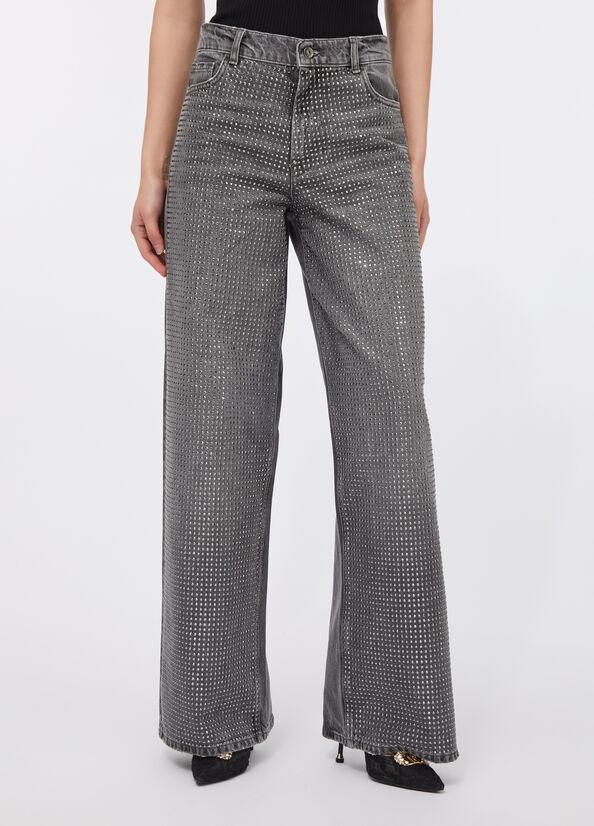 Jeans baggy con borchie