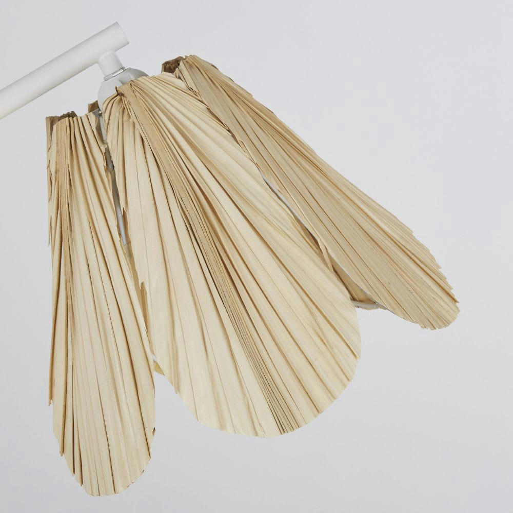 EMMA - Lampadaire en hévéa, métal blanc et abat-jour en raphia H133