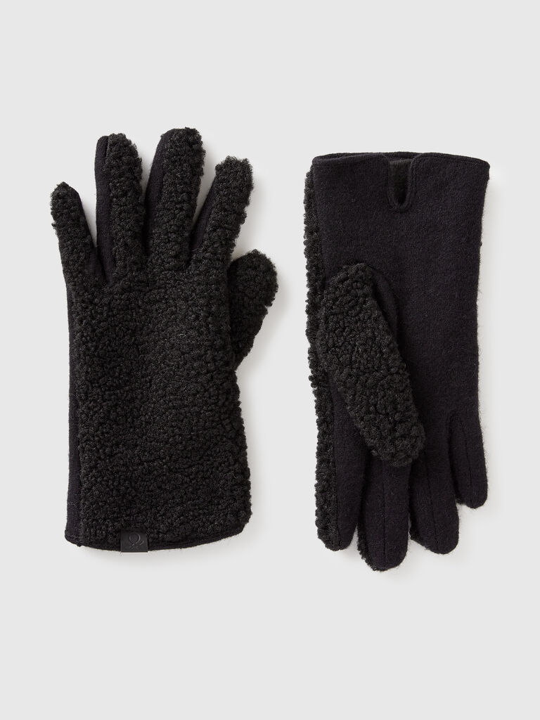 Wool blend gloves