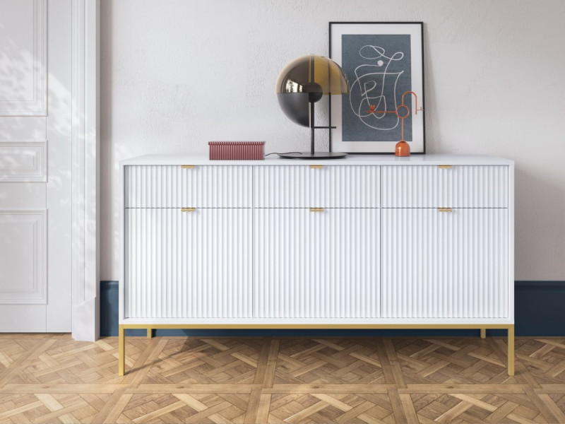 Biała komoda AMBER 154 cm z metalowymi nogami