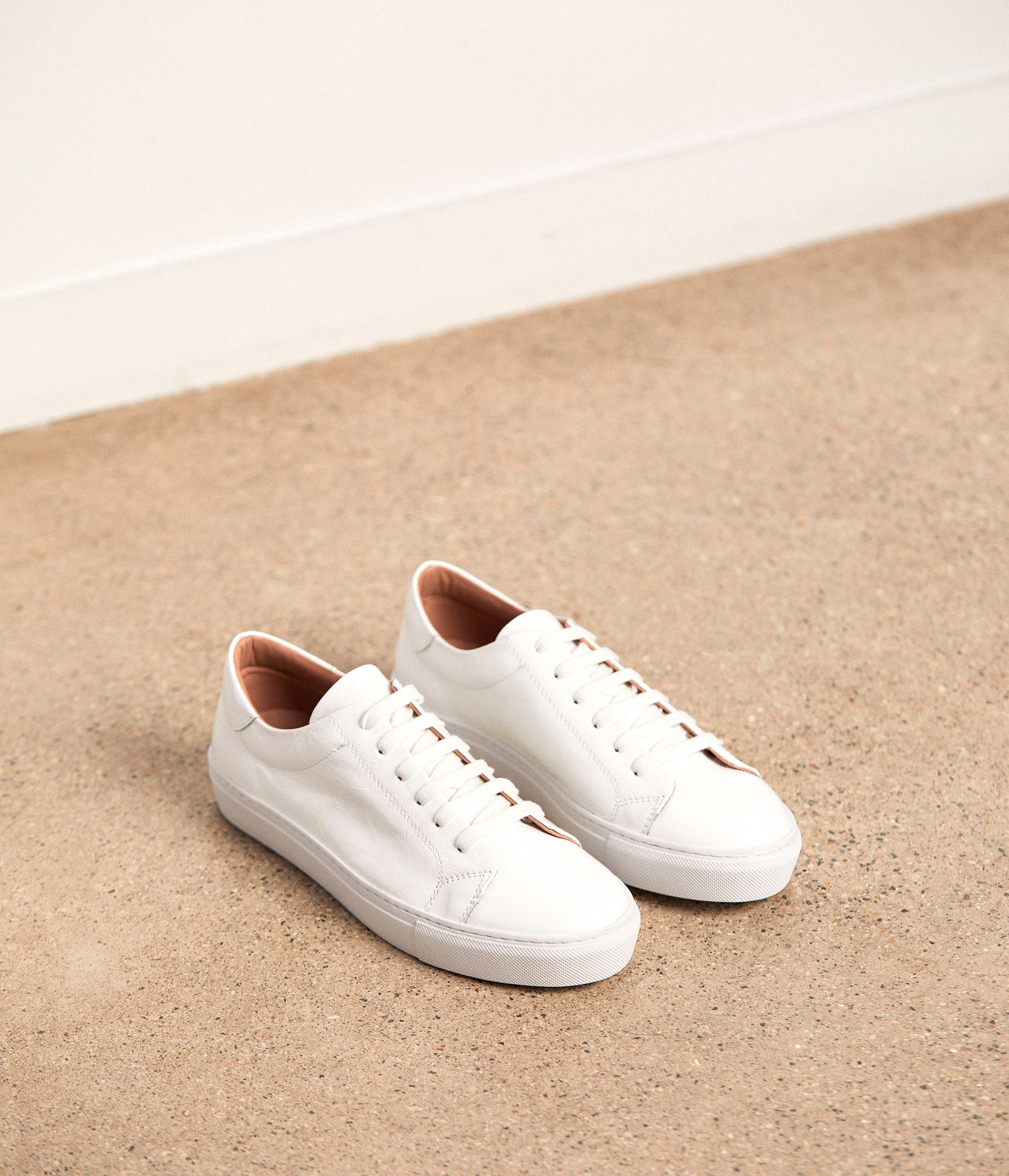 Baskets cuir verni blanc Lester