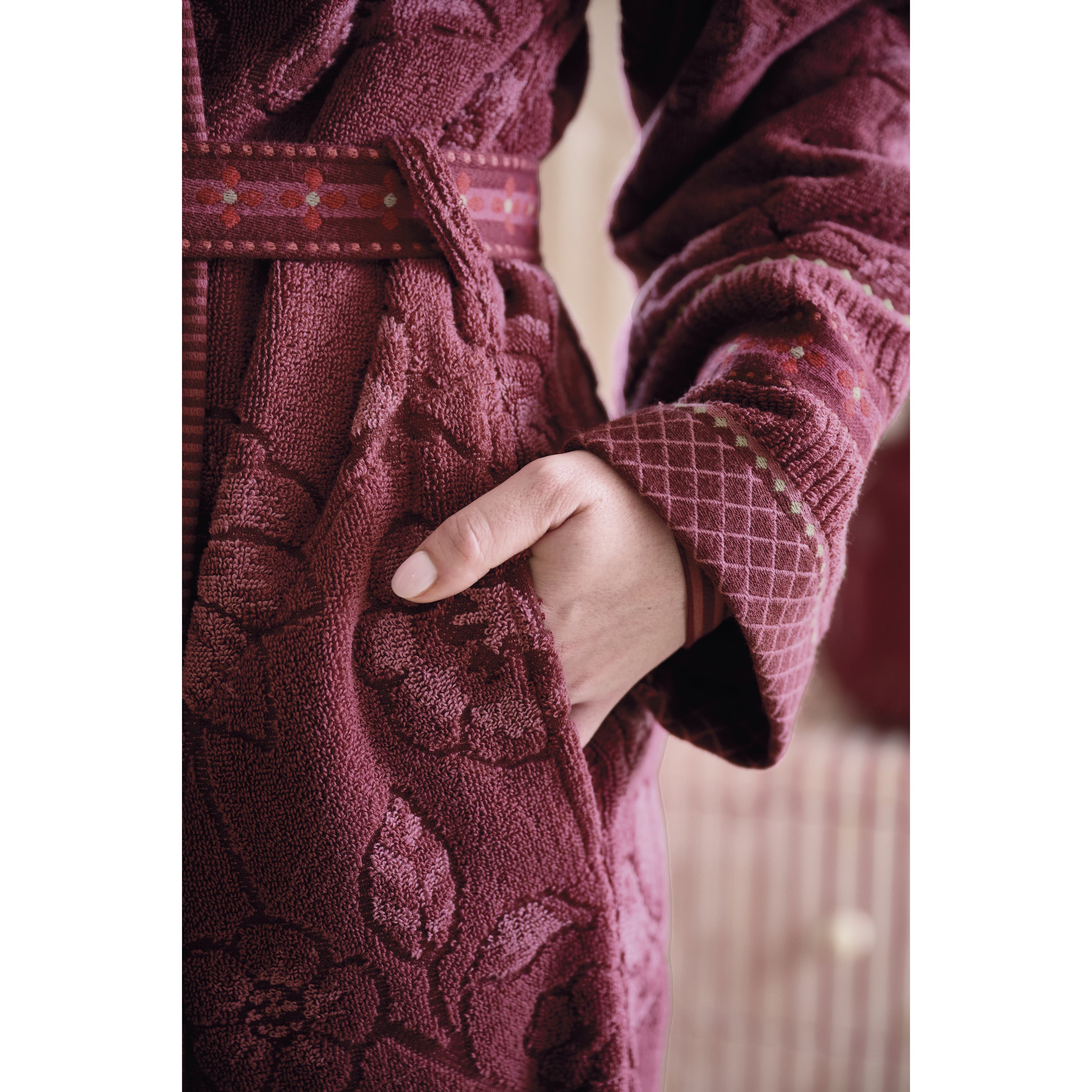 Pip Studio Jasmin Jacquard Badjas - Donker Roze - XL