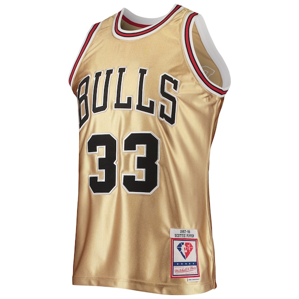 Scottie Pippen Chicago Bulls 75th Anniversary 1997/98 Hardwood Classics Swingman Jersey - Gold