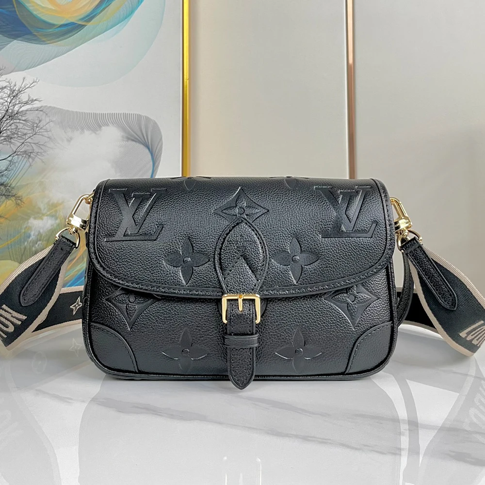 Louis Vuitton Diane M46386