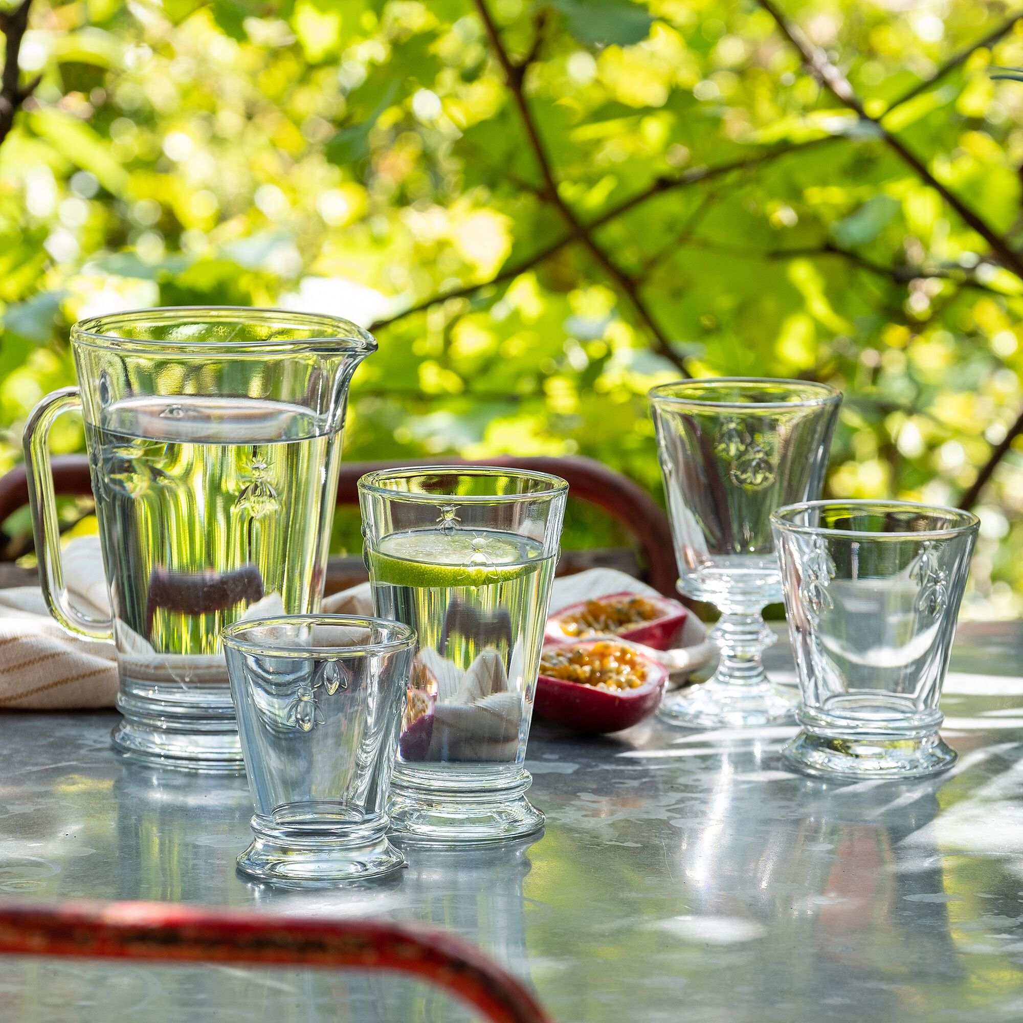 ABEILLE - Verre à vin en verre pressé 24cl - transparent