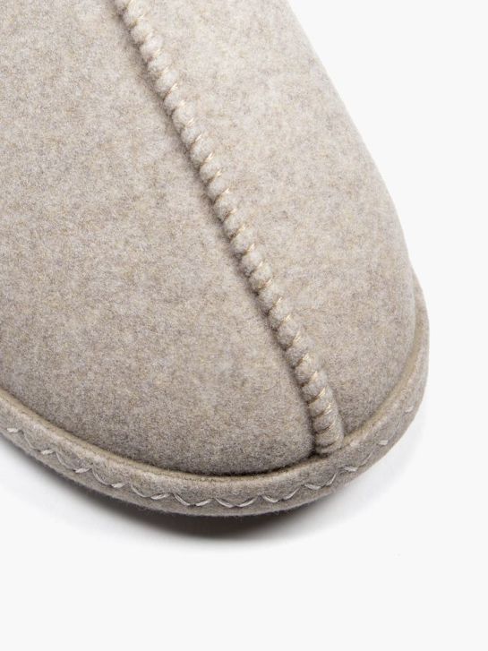Plush slipper