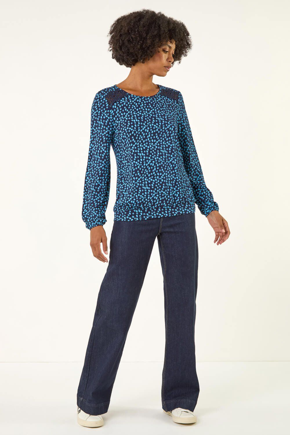 Roman Printed Lace Stretch Top
