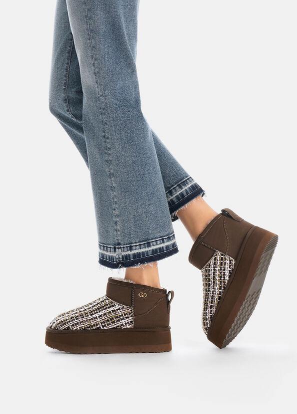 Stivaletti warm con dettaglio boucl&eacute;