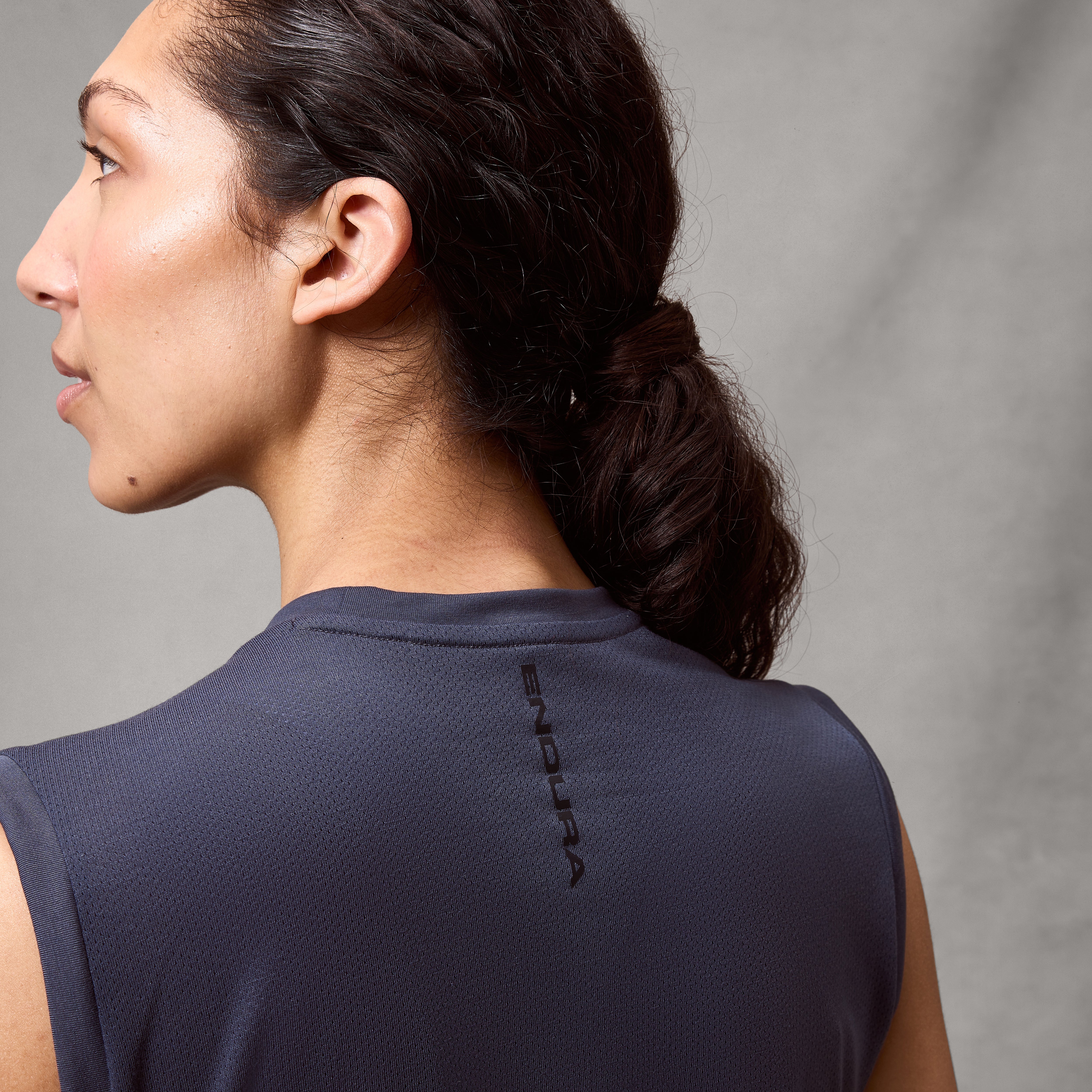 Women's Loop Tech Tank - Carbon Grey