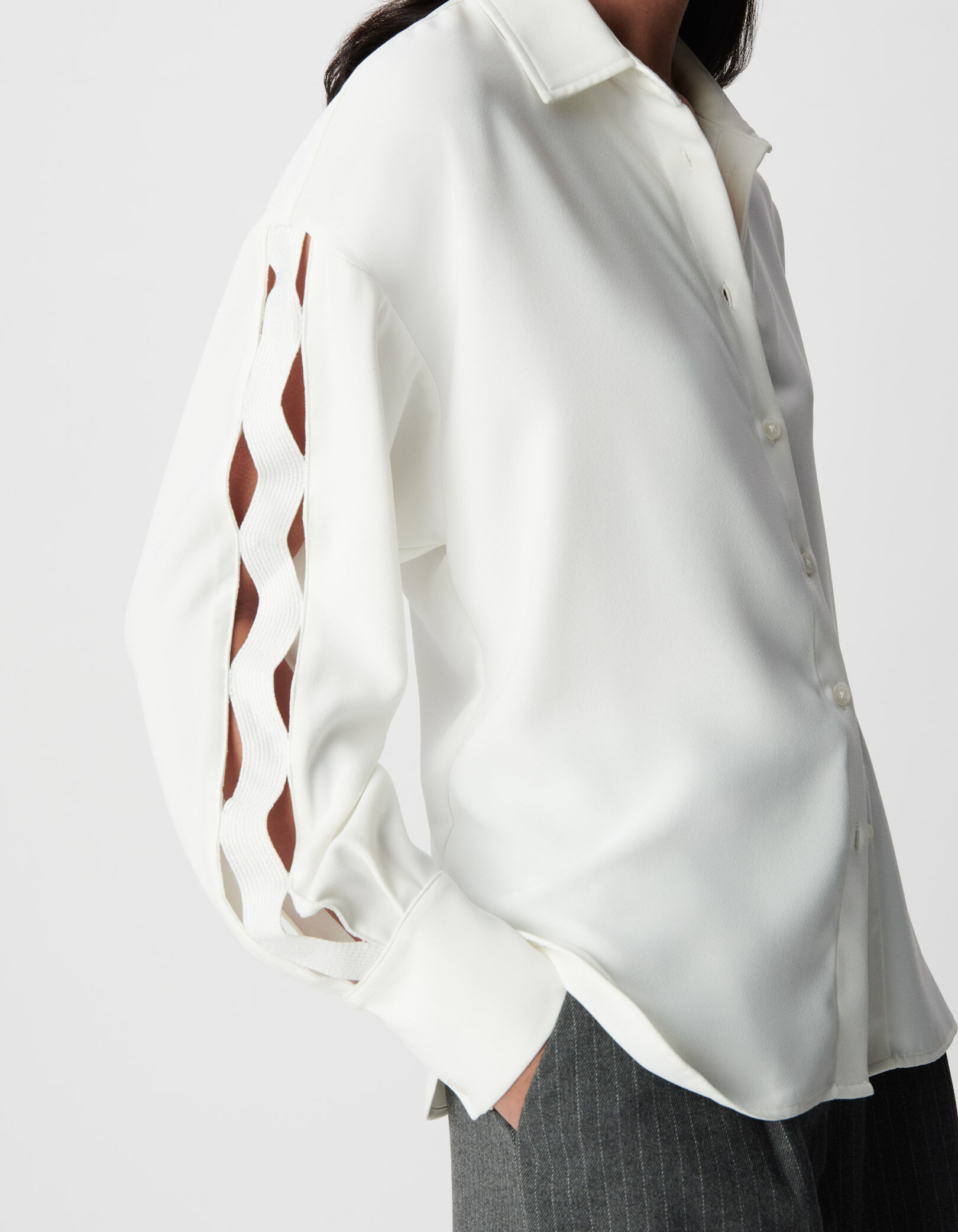 Chemise noire manches longues ajourées Femme