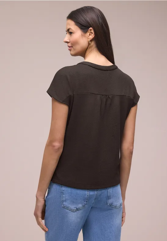 Shirt mit Split Neck im Strick-Look