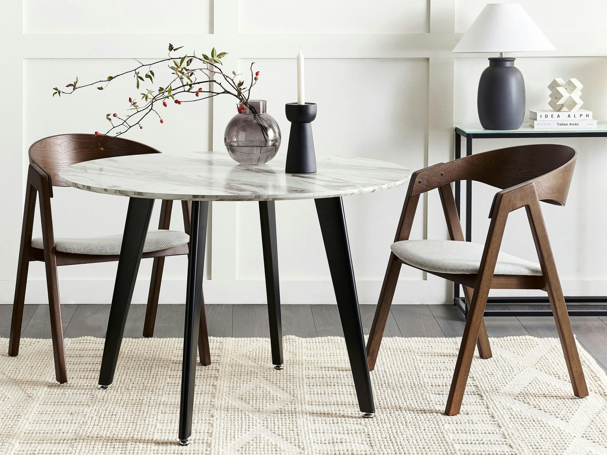 YUBA - Lot de 2 chaises de salle à manger bois sombre et gris