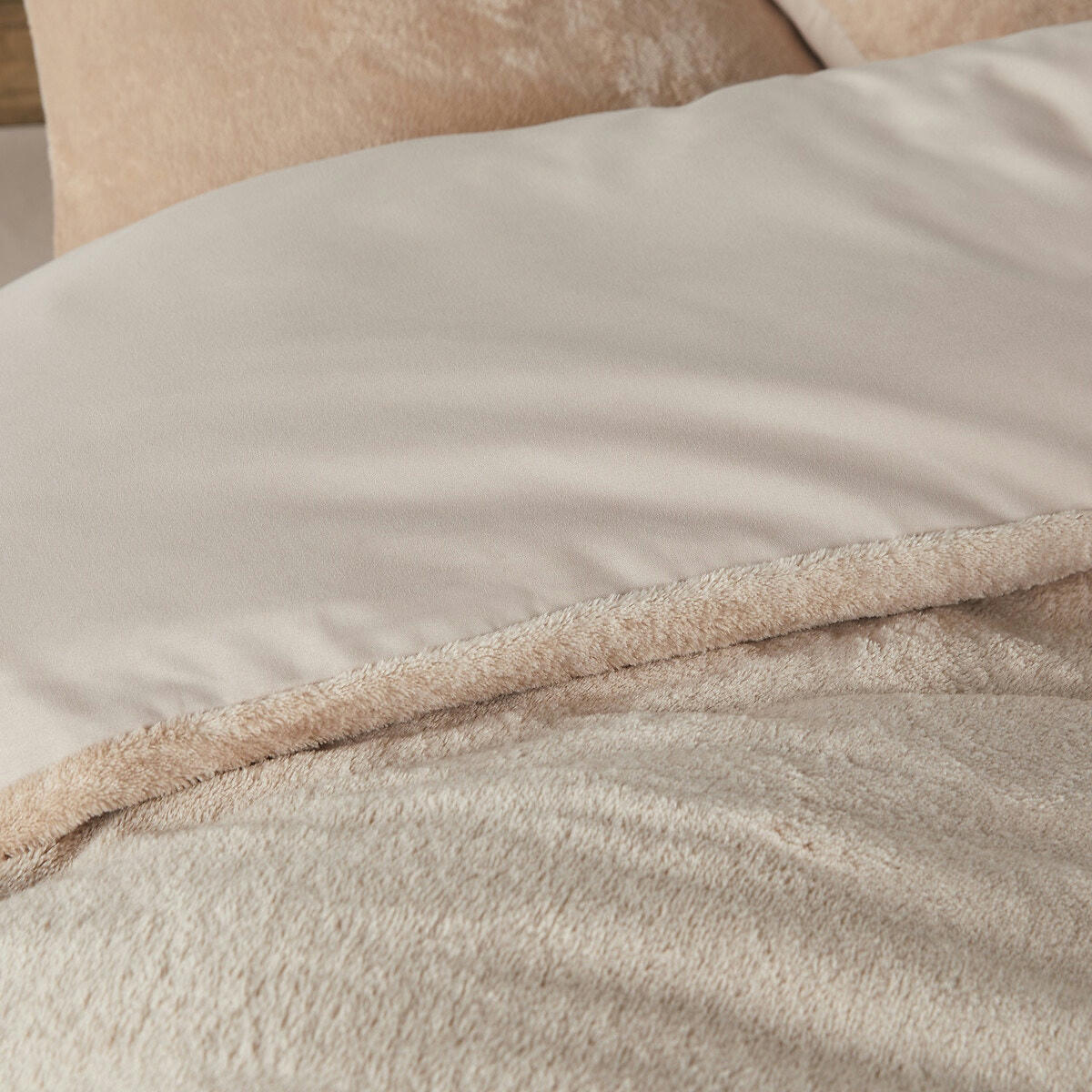 Parure lit polaire tissu duveteux taie rectangle