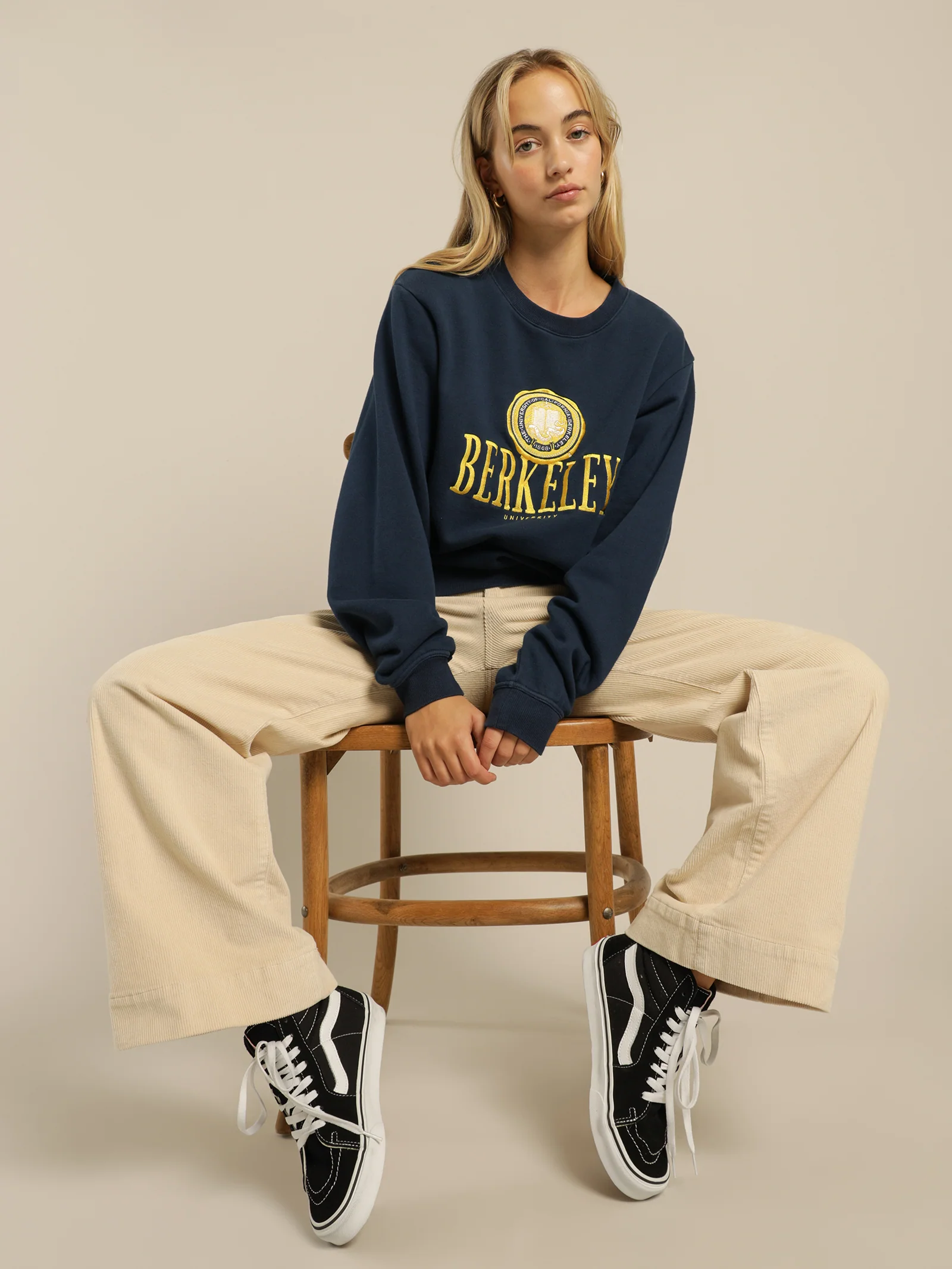 Uni Stack Logo Crew