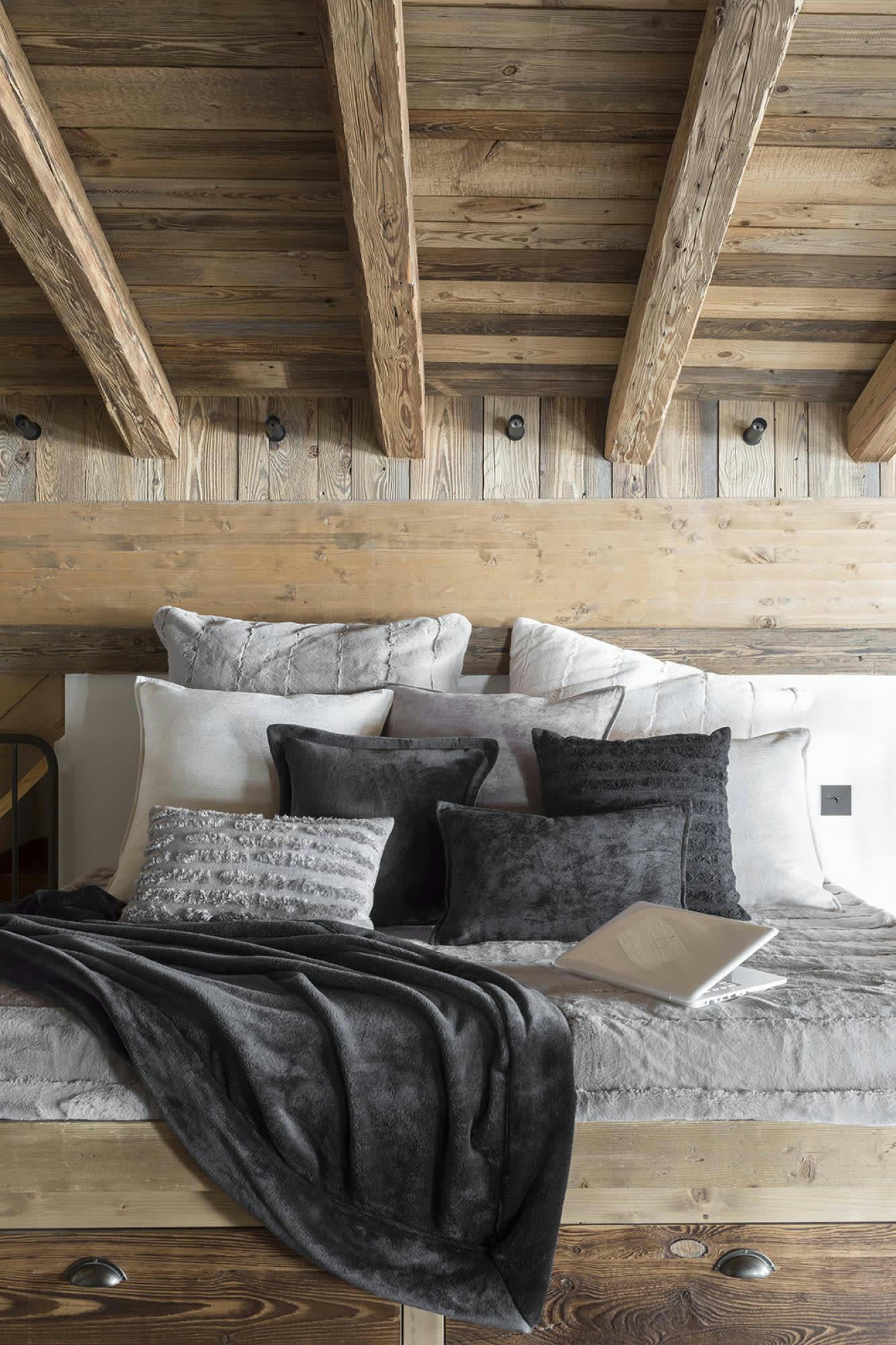 TENDER - Plaid  en polyester asphalte 150 x 200