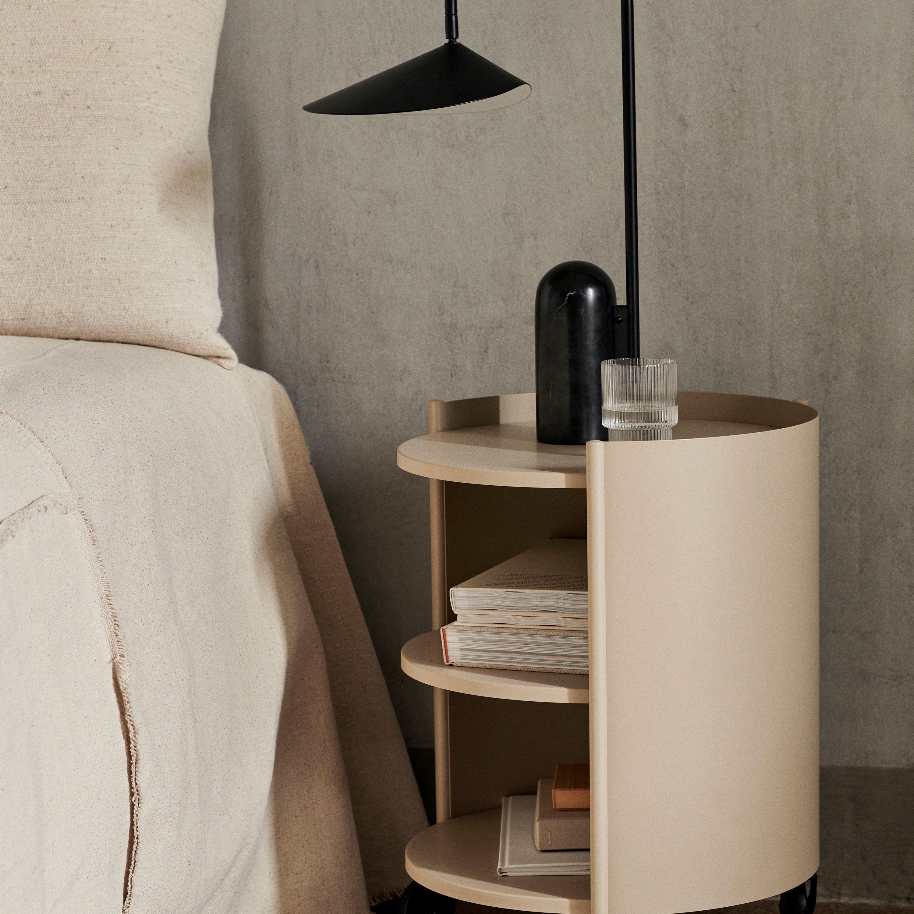 Ferm Living Eve Bijzettafel - Cashmere