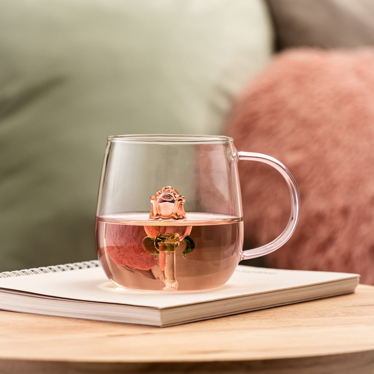 Szklanka ARTEZA z różą w środku 0,4 l