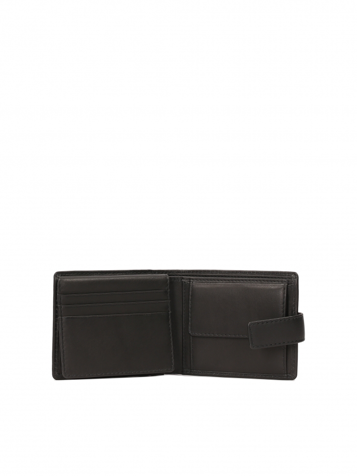 Classic black wallet with clasp