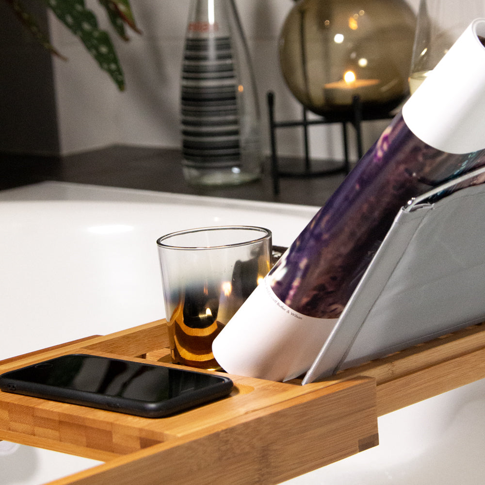 QUVIO Badrekje voor boek of tablet en een wijntje