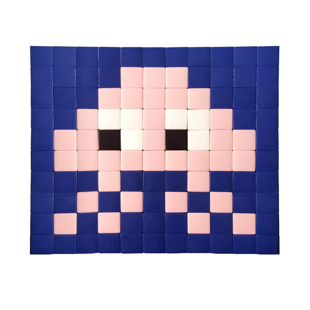 INDOOR INVADERS - Mosaïque invaders en verre rose